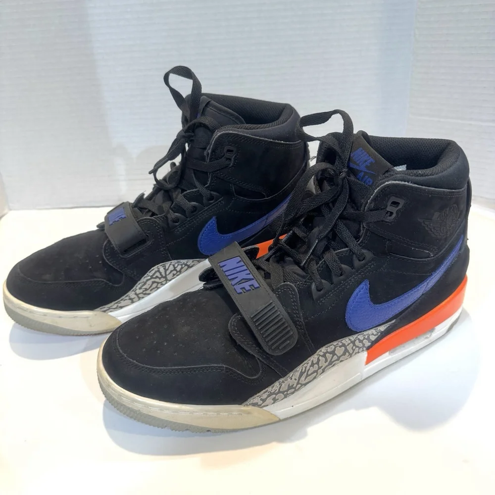 Nike Air Jordan Legacy 312 Knicks Sneaker Size:11 AV3922-048 Black Blue Orange